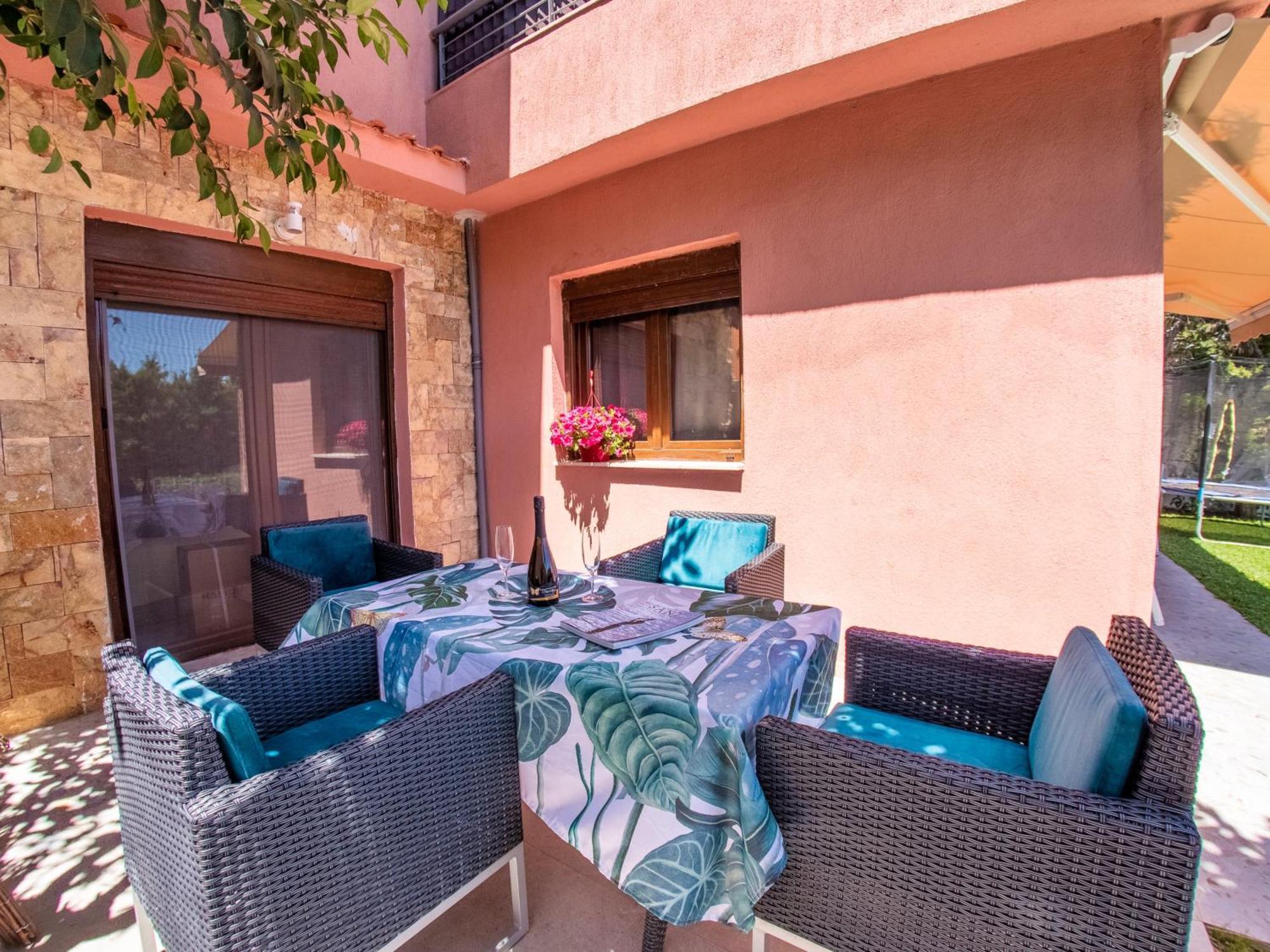 Deluxe Sani Relax Villa 외부 사진